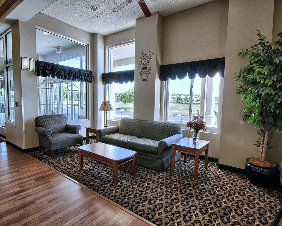 Comfort Inn & Suites Dimondale - Lansing Dış mekan fotoğraf