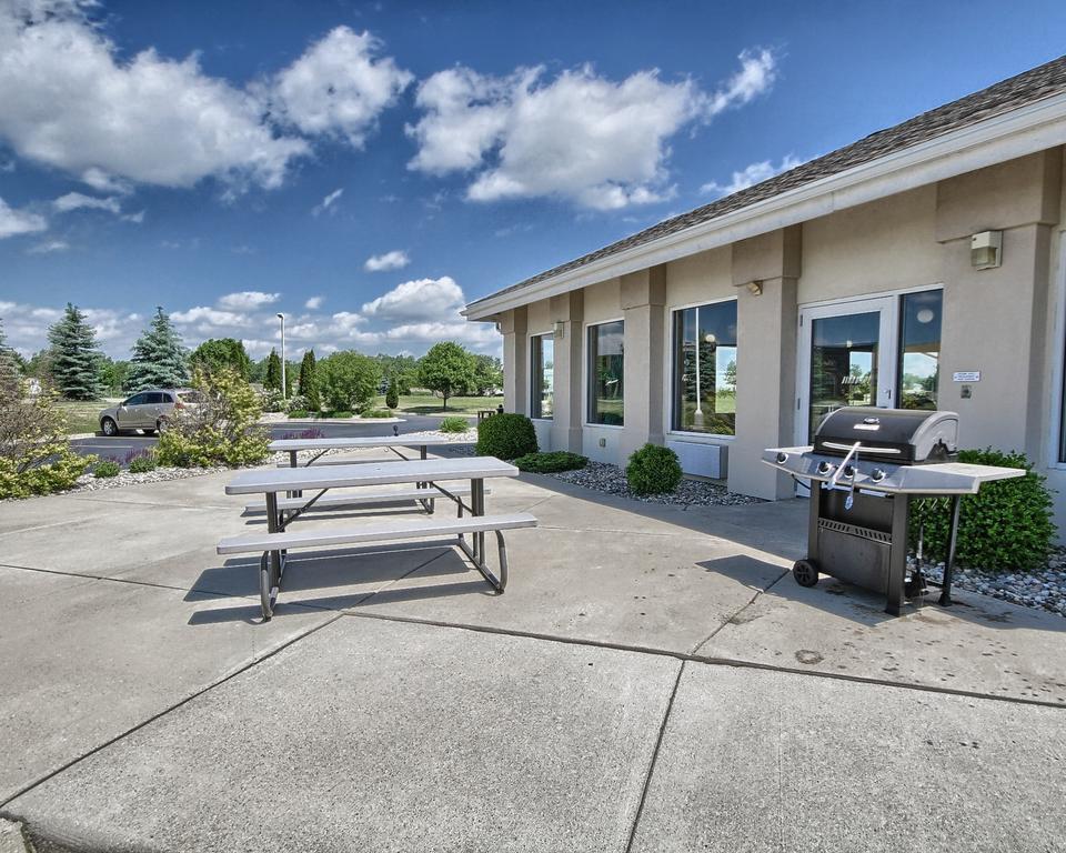 Comfort Inn & Suites Dimondale - Lansing Dış mekan fotoğraf